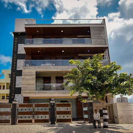 Hotel Luxury Collection Gurgaon Bagian luar foto